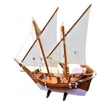 Wooden Boat ( URU BOAT)